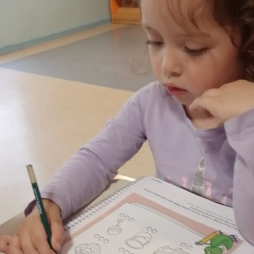 Niños y niñas en el nivel Niveles de Transición